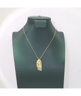 Natural Emeral  with gold leaves pendant necklace