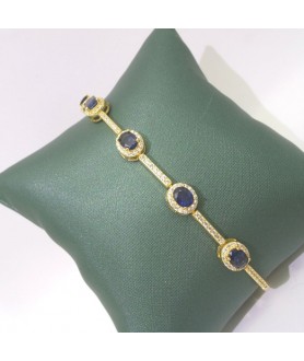 Natural sapphire with gold bracelet