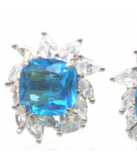 Natural blue topaz with sunflower jewel ear stud