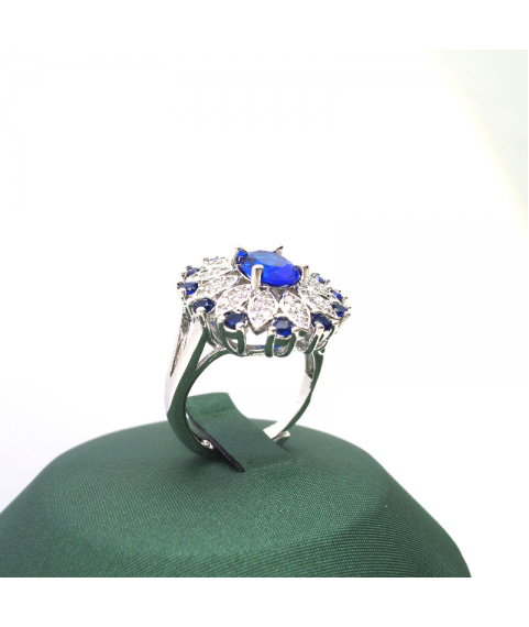 Natural Sapphire / Emeral inlaid two-color flower gem ring