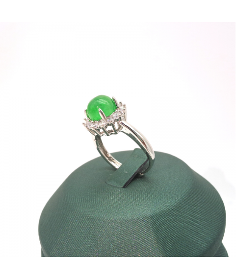 Adjustable natural emerald round floret ring