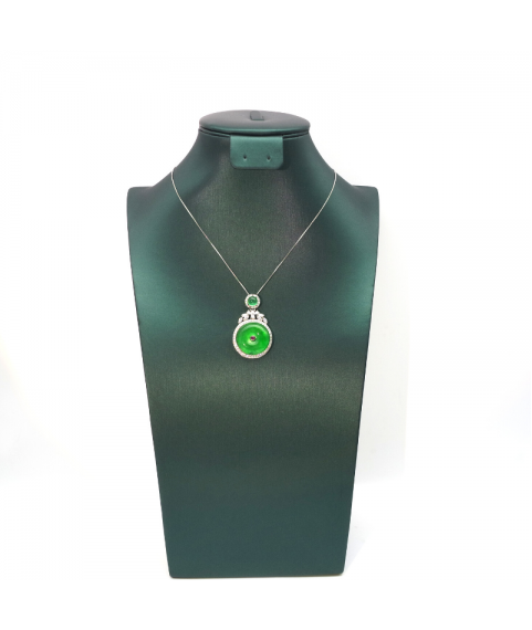 Round emerald silver edged Diamond Pendant