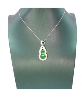 Natural emerald gourd shaped Flower Necklace