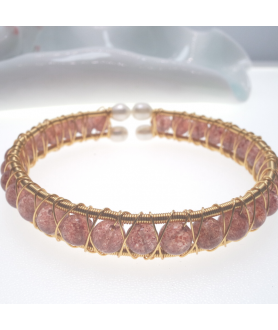 Strawberry quartz openging bracelet