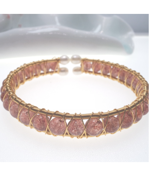 Strawberry quartz openging bracelet